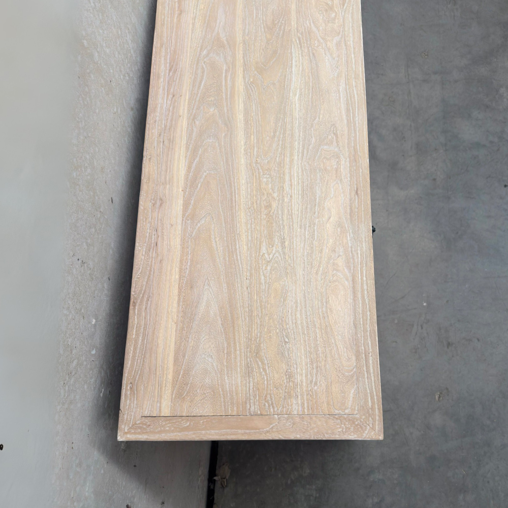 2 Drawer 4 Door Cabinet | Ceruse