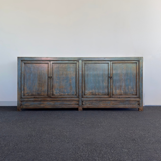 H32 4 Door Buffet | Lacquered