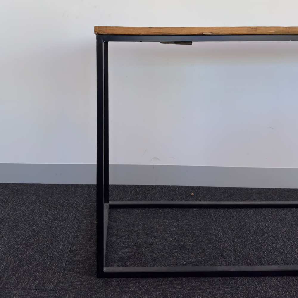 Console | Industrial