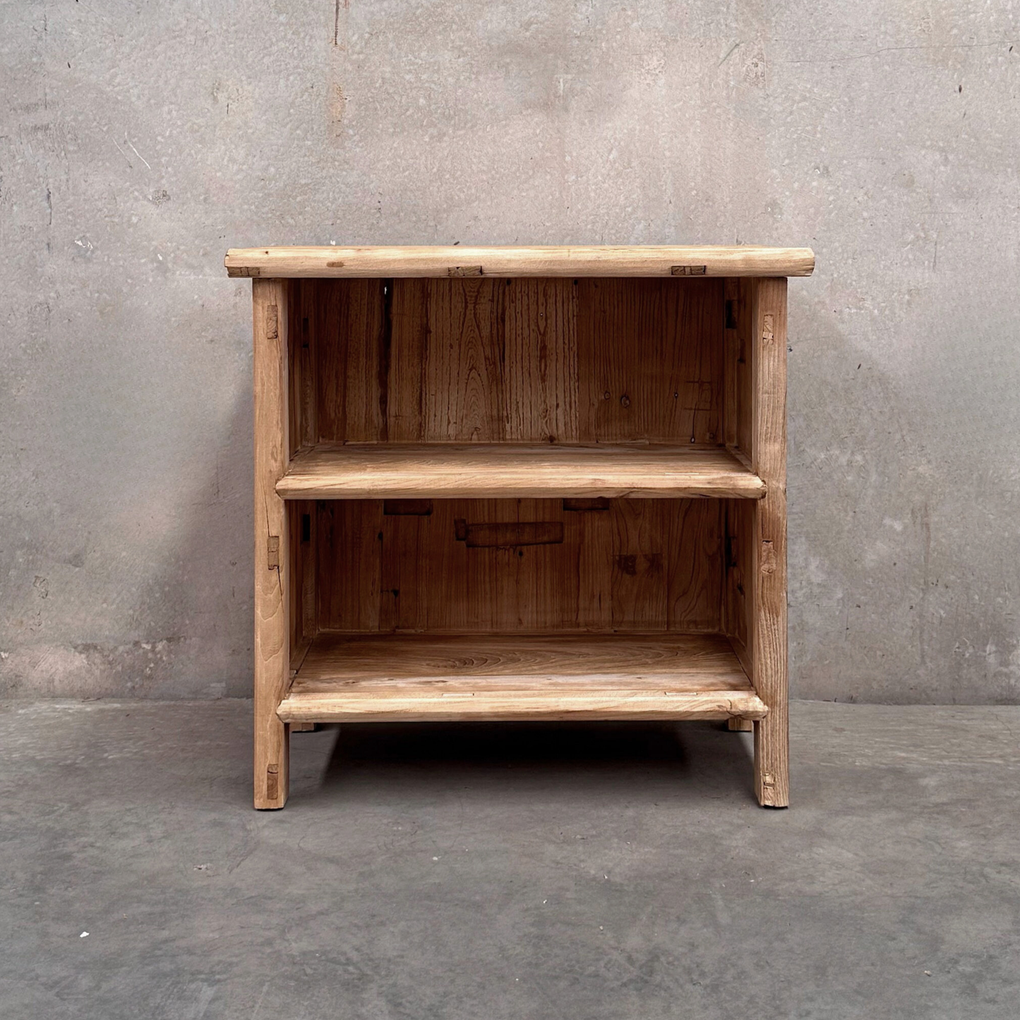 2 Pocket Low Shelf Overhang | Rustic