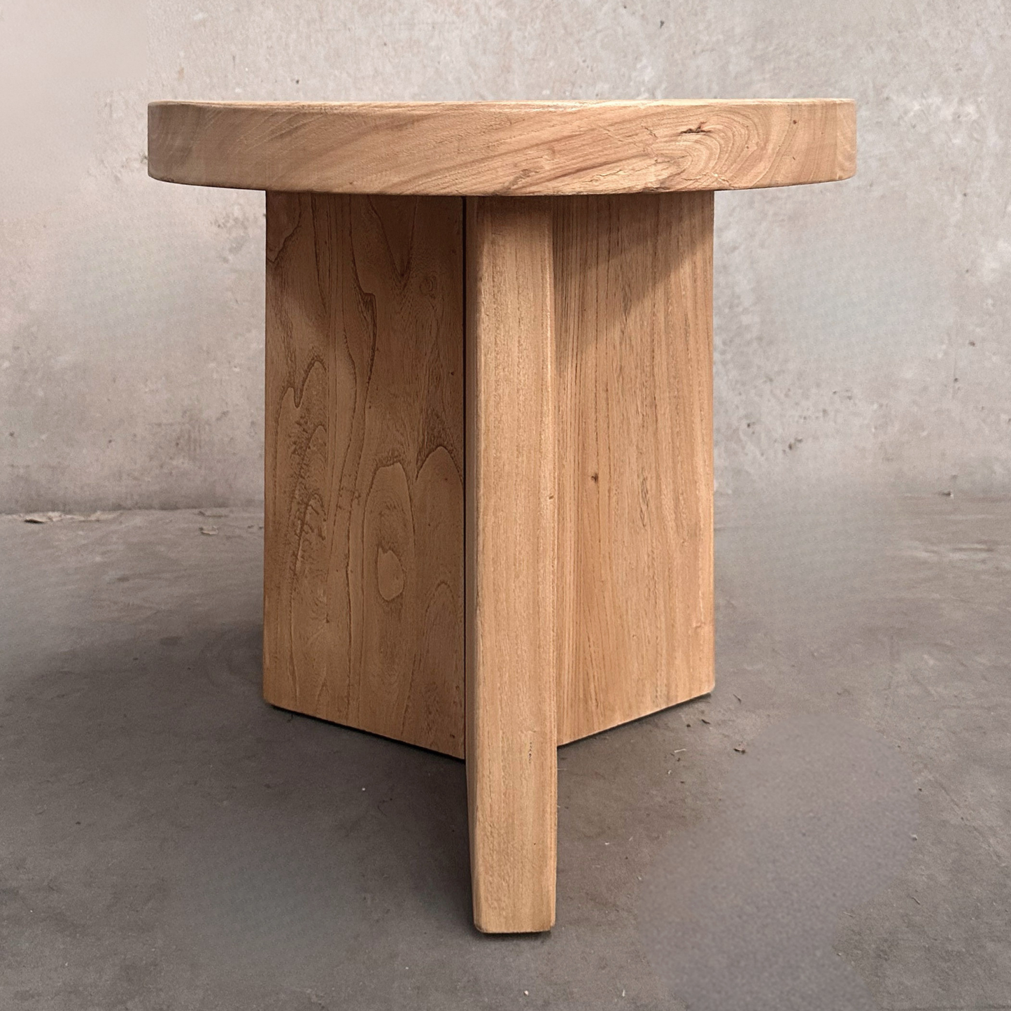 Round Panelled Side Table (50) | Natural