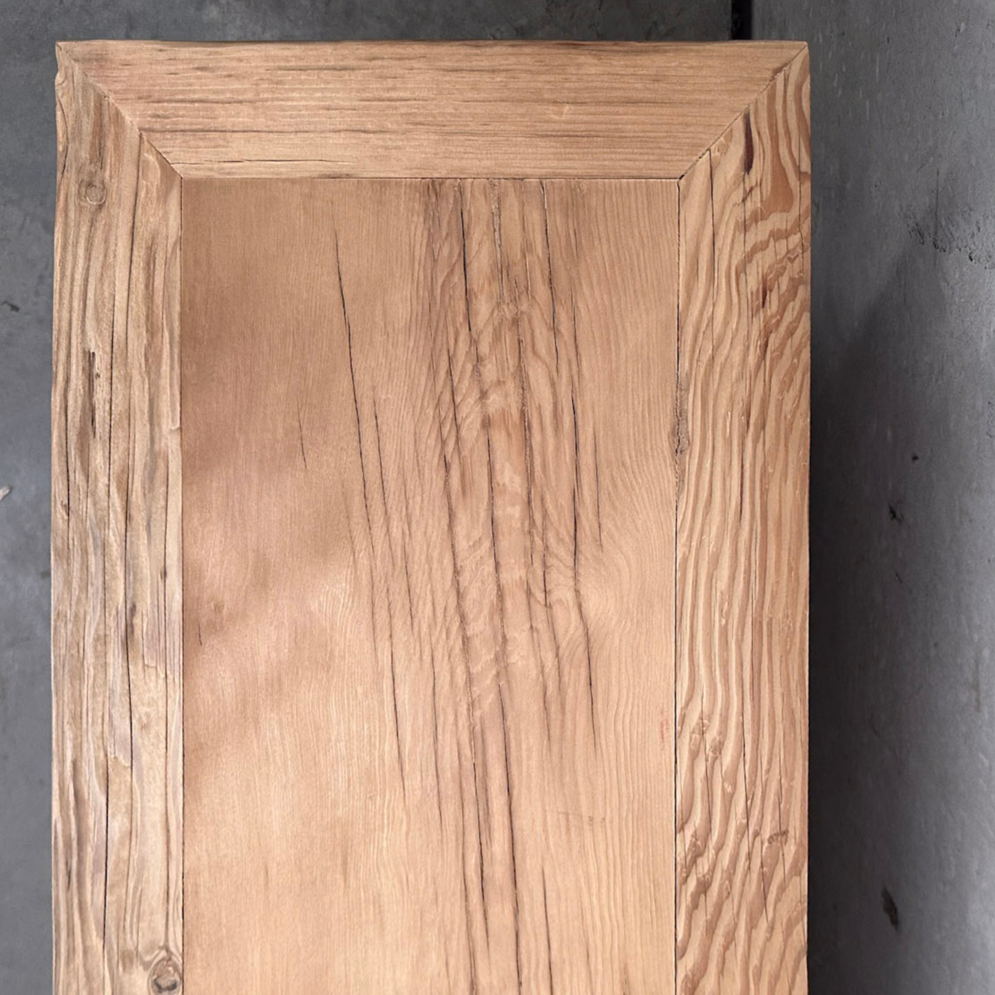 Low Cabinet Overhang | Rustic