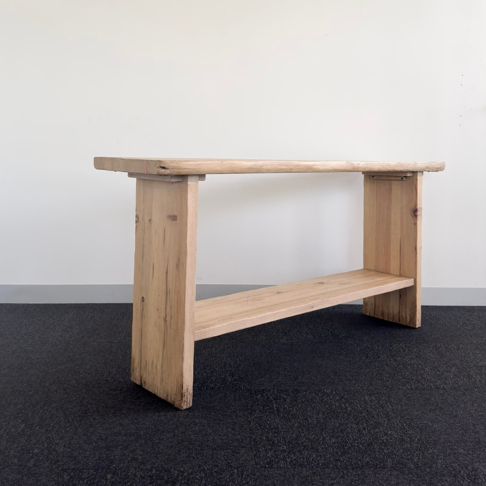 Broad Leg with Shelf