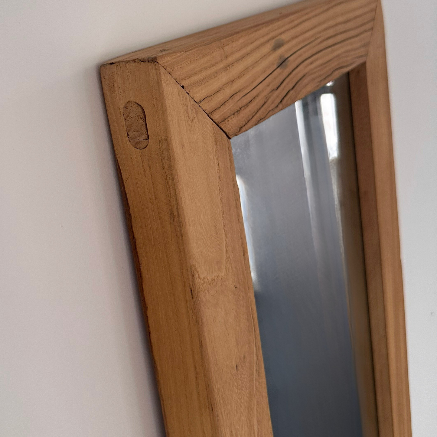 Elm Mirror | 200 X 35 cm