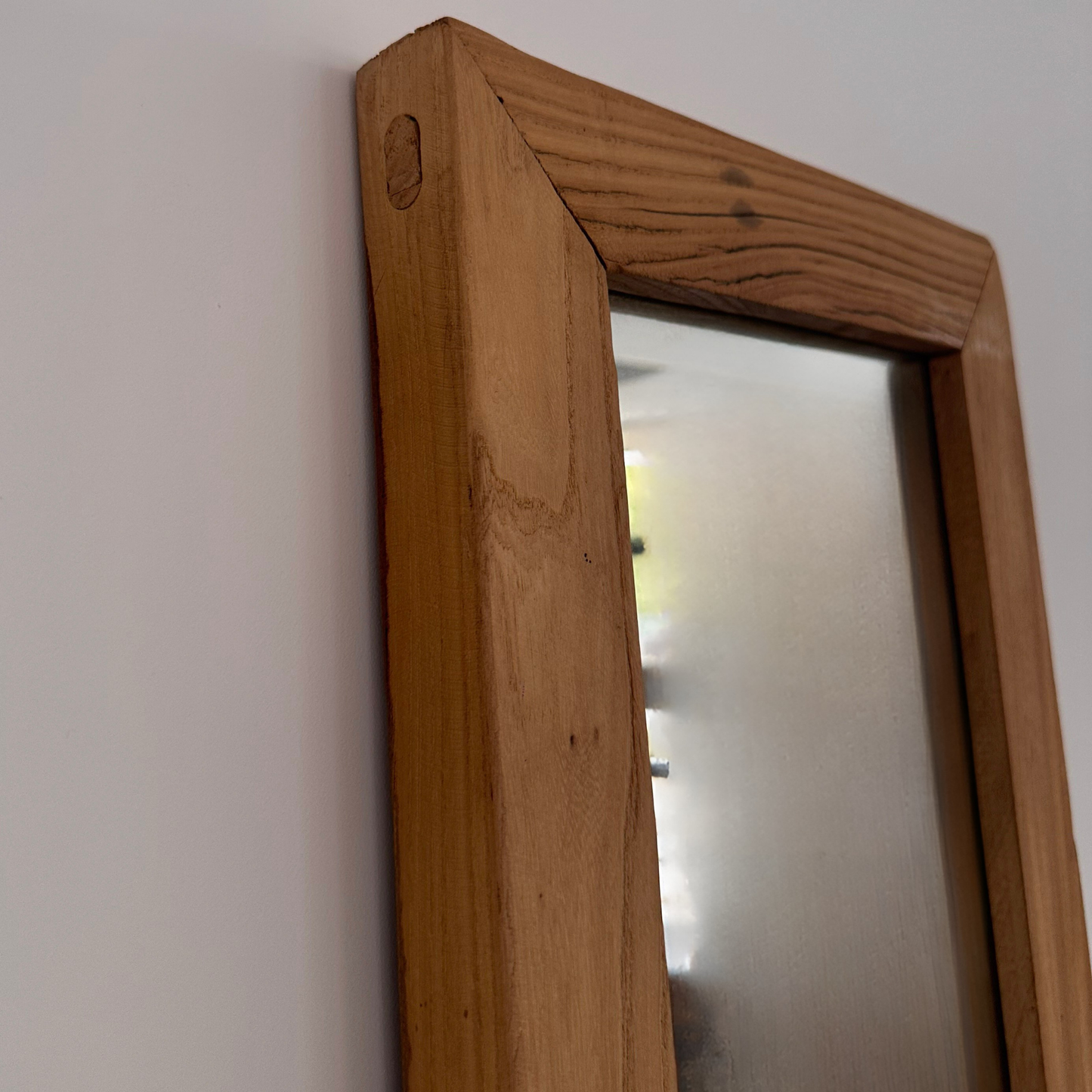 Elm Mirror | 200 X 35 cm