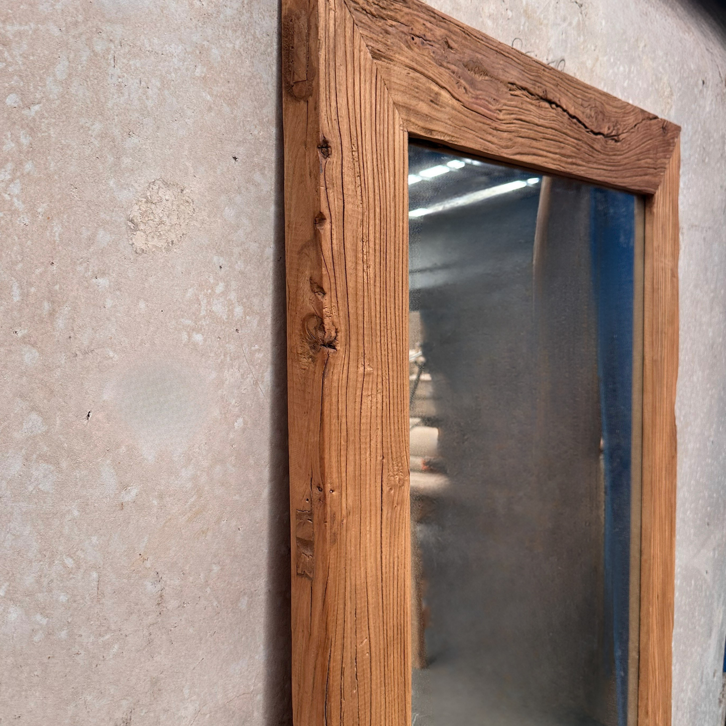 Elm Mirror | 175 X 90 cm