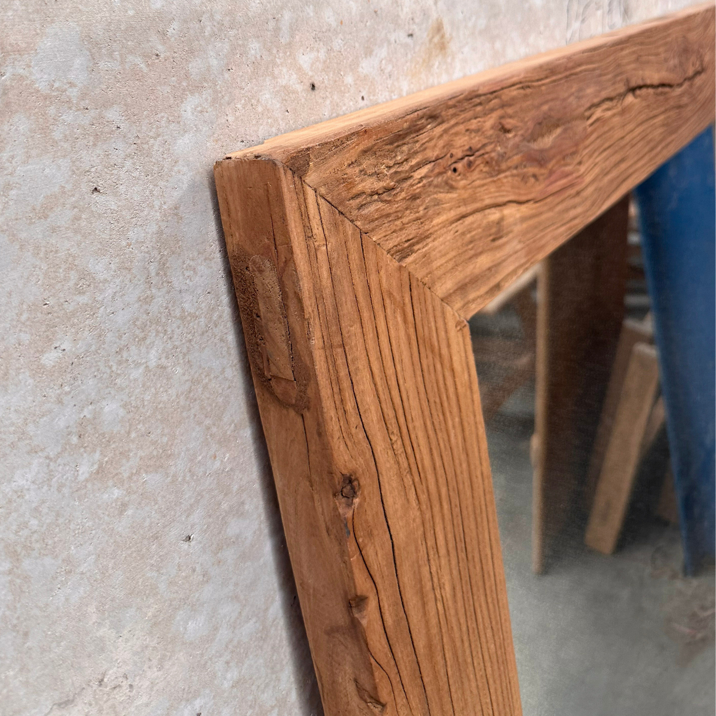Elm Mirror | 175 X 90 cm