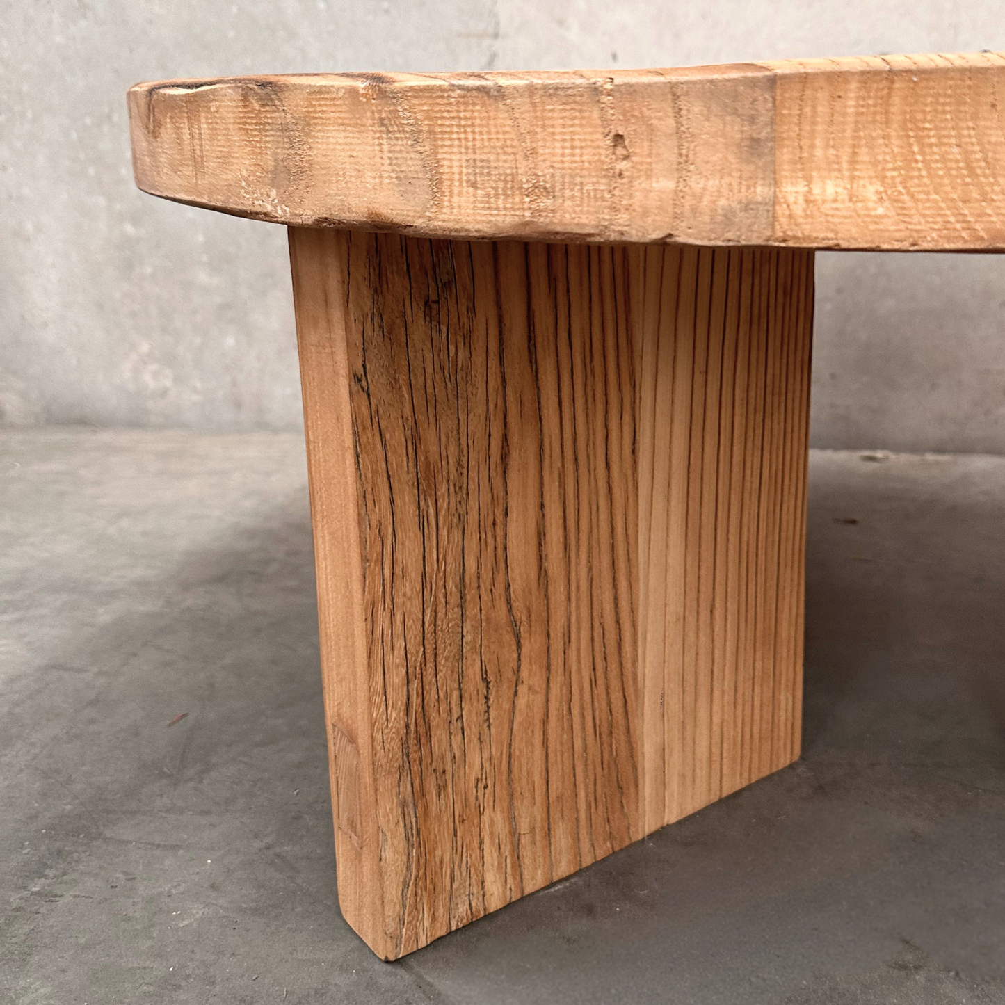 Round Panelled Coffee Table (90) | Rustic