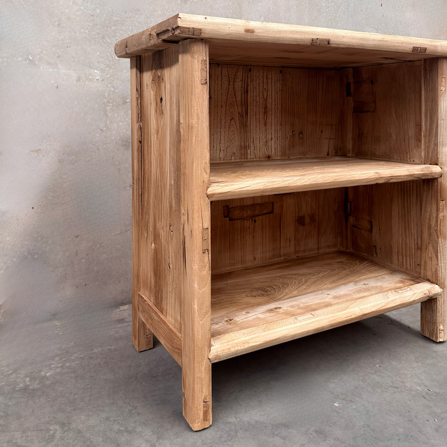 2 Pocket Low Shelf Overhang | Rustic