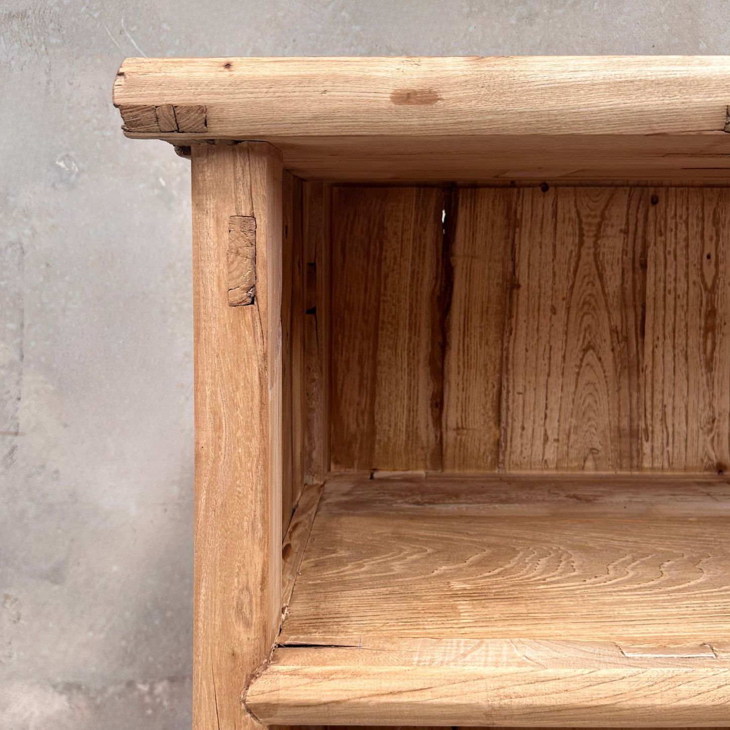 2 Pocket Low Shelf Overhang | Rustic