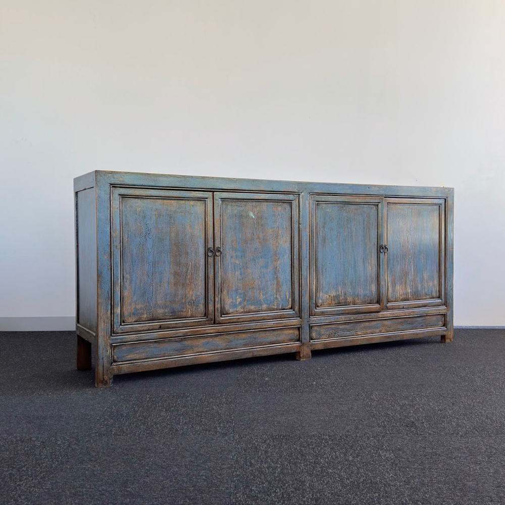 H32 4 Door Buffet | Lacquered