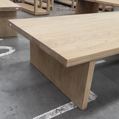 Chunky Coffee Table (160) | Natural